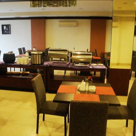 Imperial Hotel Kendari Dış mekan fotoğraf