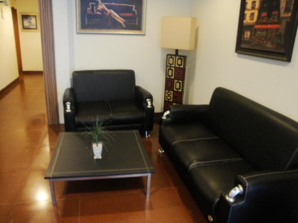 Imperial Hotel Kendari Dış mekan fotoğraf
