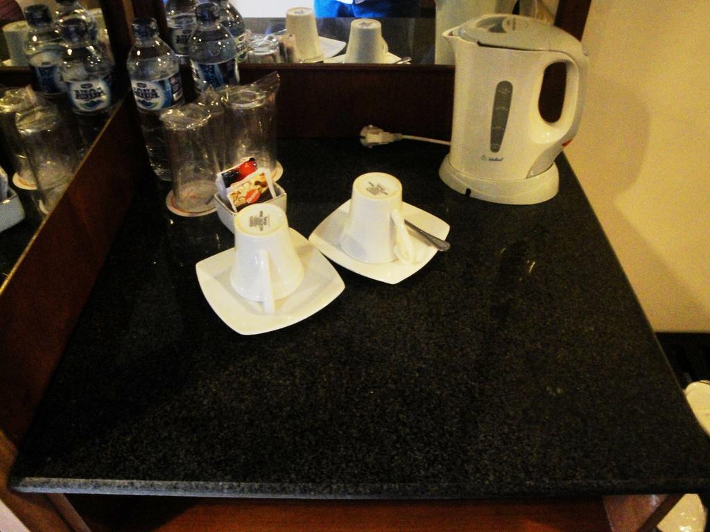 Imperial Hotel Kendari Oda fotoğraf