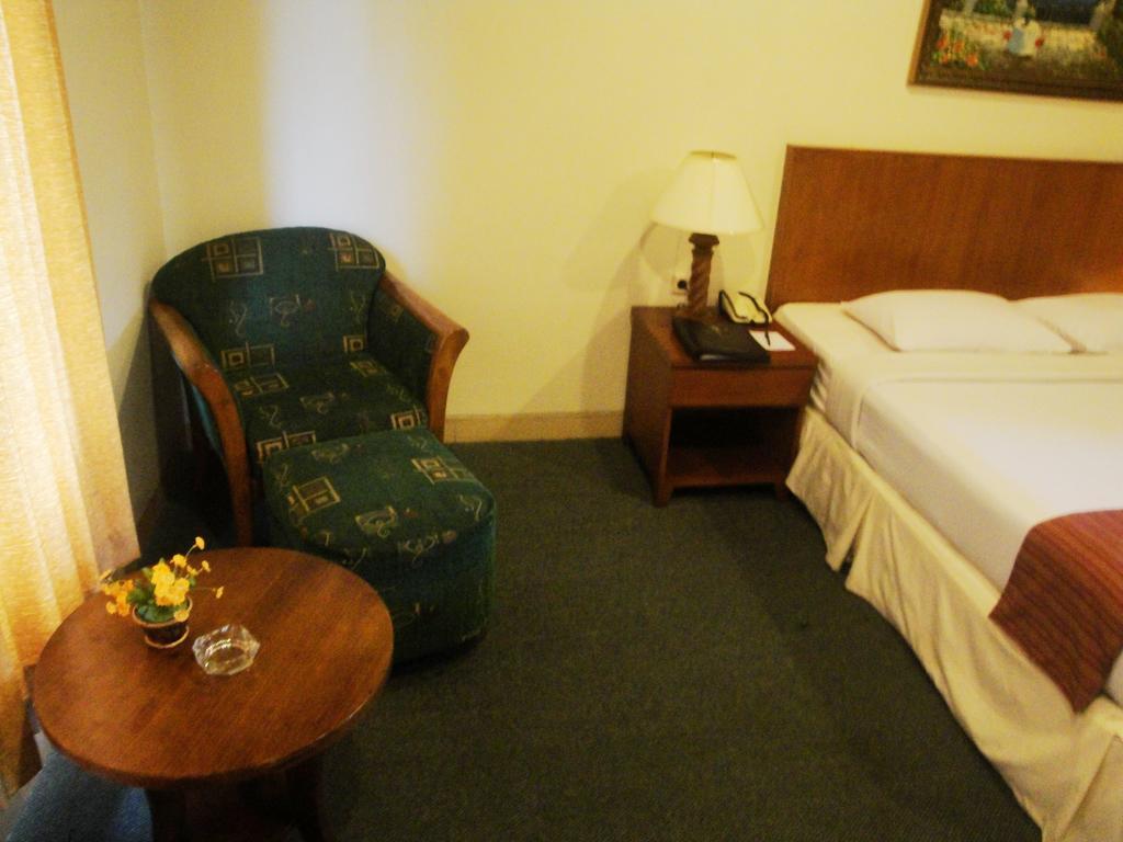 Imperial Hotel Kendari Oda fotoğraf