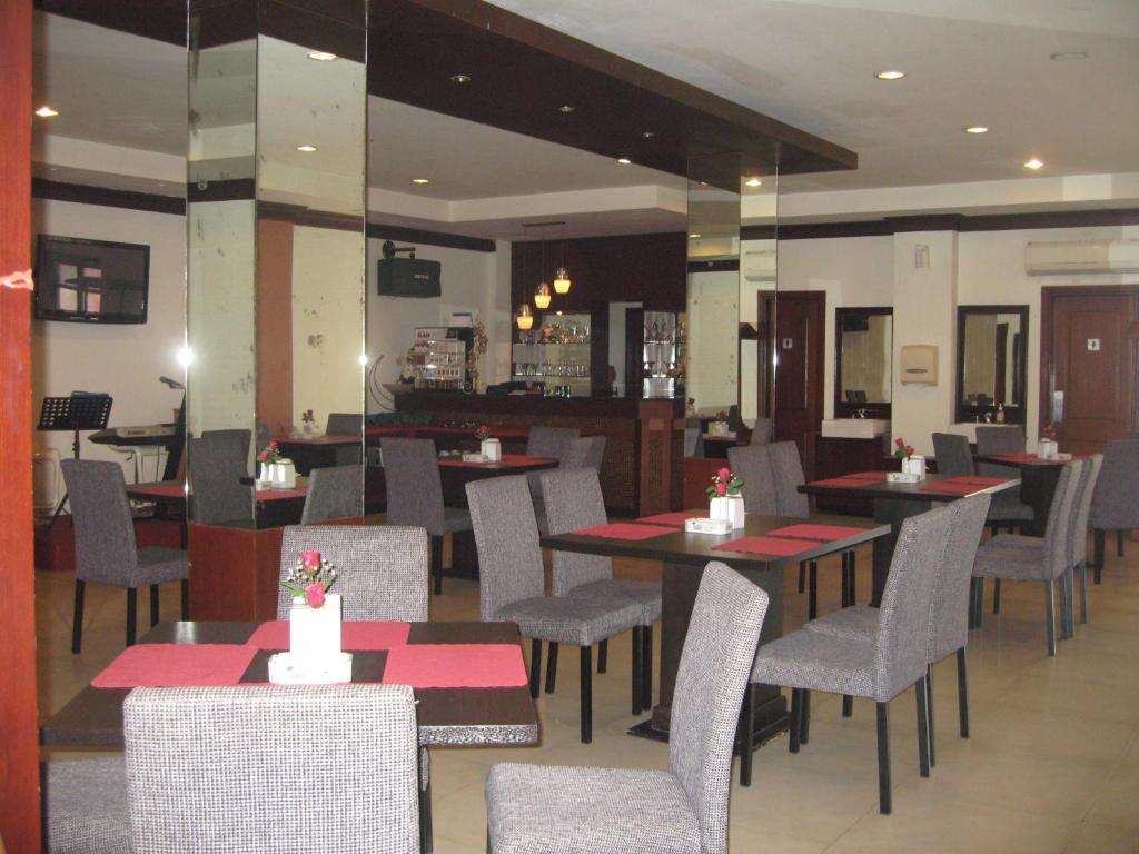 Imperial Hotel Kendari Dış mekan fotoğraf