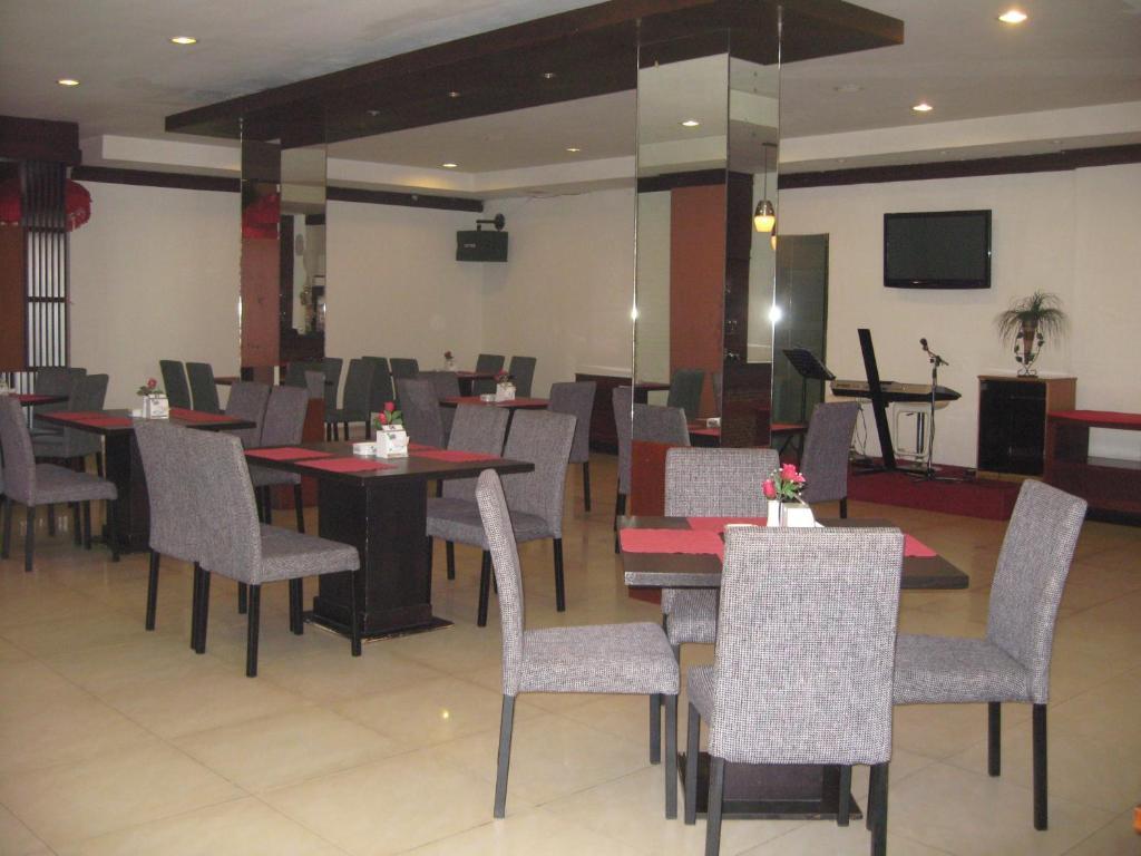 Imperial Hotel Kendari Dış mekan fotoğraf